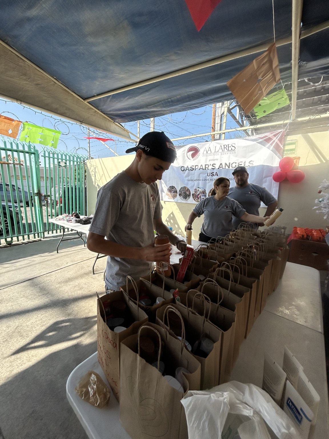 Packing community bags